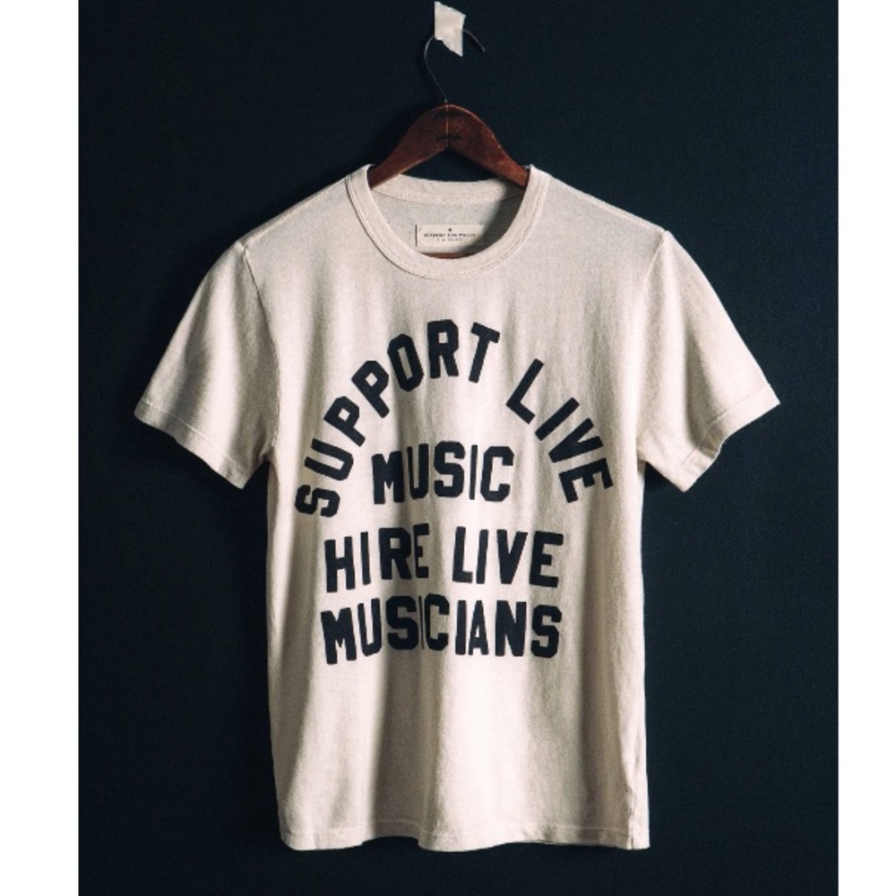 imogene + willie Cream Tee with Black Print